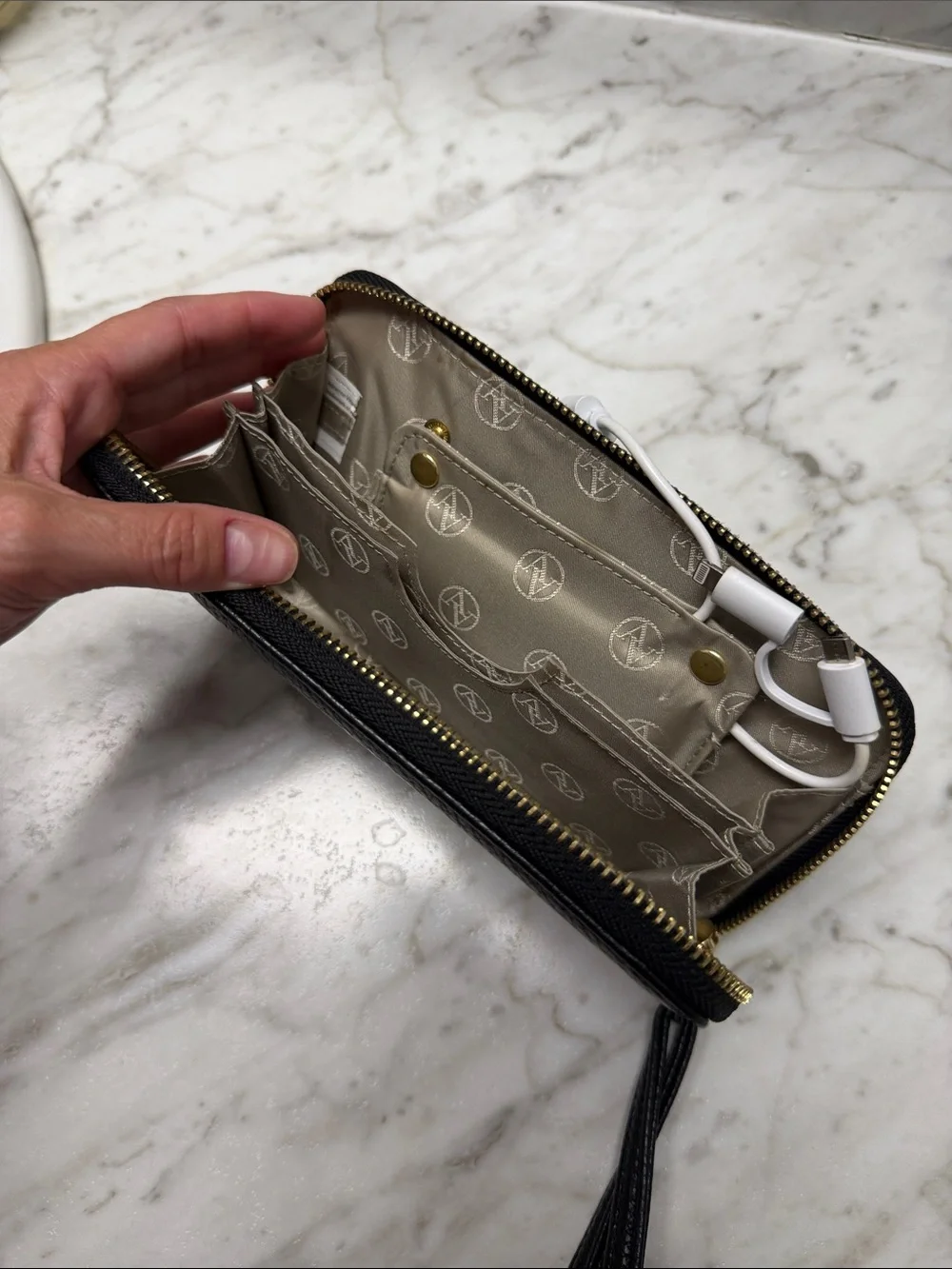 Adrienne Vittadini Black Pebbled Zip Wristlet Wallet with phone Charger!